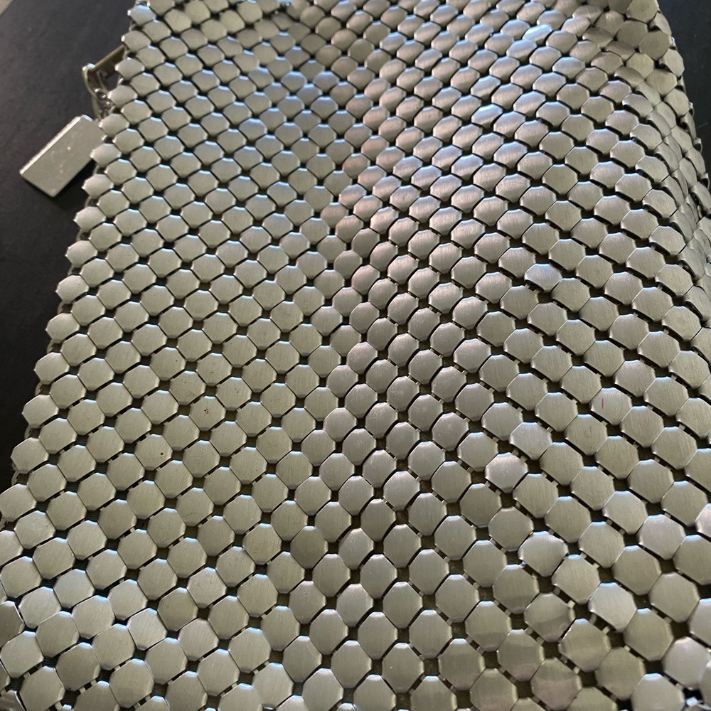 1970s Whiting & Davis Silve Mesh bag. So gorgeous! And Rare